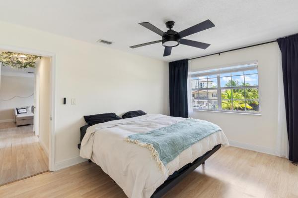 Golden Arrow, 299 SW 7th St #2060, Boca Raton, Florida 33432, image 1