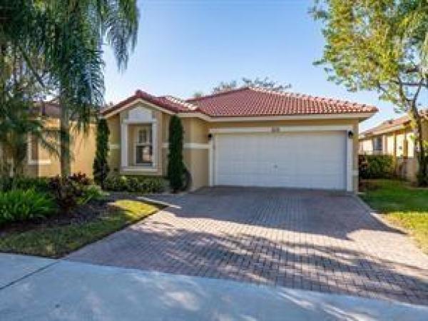 Sapphire Shores, 4119 Sapphire Bnd, Weston, Florida 33331, image 1