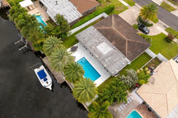 Garden Isles, 249 SE 3rd Ave, Pompano Beach, Florida 33060, image 3