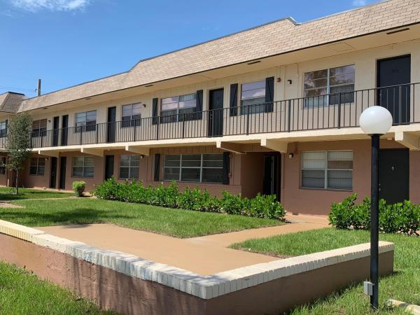 Loch Lomond, 401 NW 34th St #87-101, Pompano Beach, Florida 33064, image 2