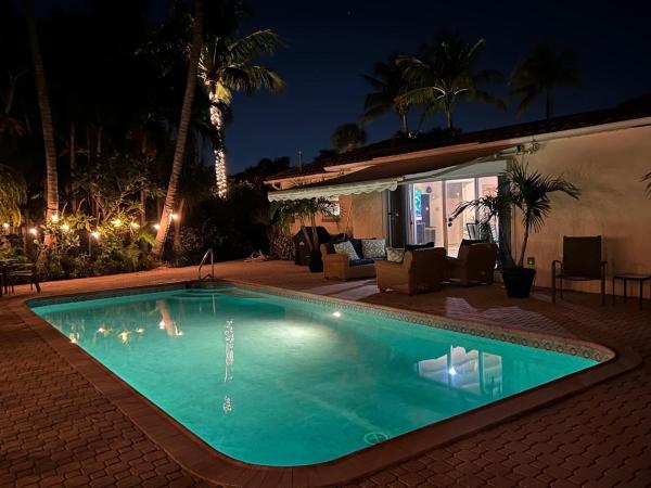 324 Blossom Ln, Palm Beach Shores, Florida 33404, image 3