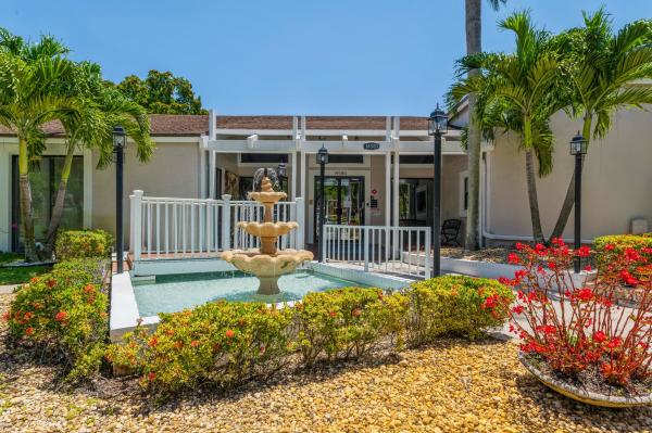 Bonaire Village, 14527 Bonaire Blvd #303, Delray Beach, Florida 33446, image 2