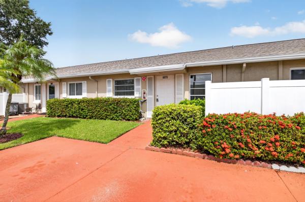 Greenleaf At Whisper Walk, 18773 Argosy Dr, Boca Raton, Florida 33496, image 2
