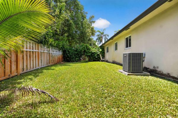 9404 NW 37th Ct, Coral Springs, Florida 33065, image 1