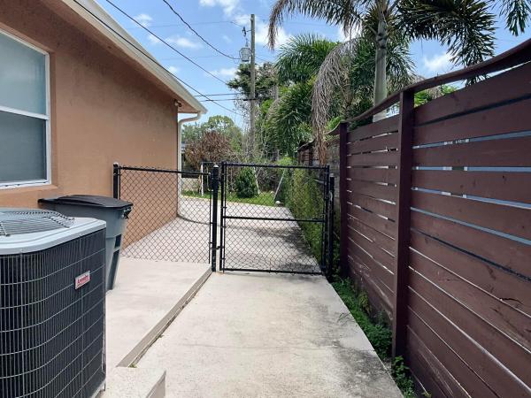 Swan Park, 315 SW Dwight Ave, Port St. Lucie, Florida 34983, image 2