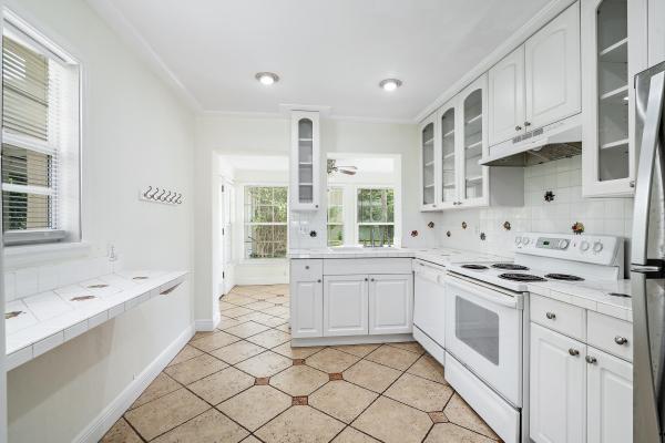 Toledo, 245 Cortez Rd, West Palm Beach, Florida 33405, image 2