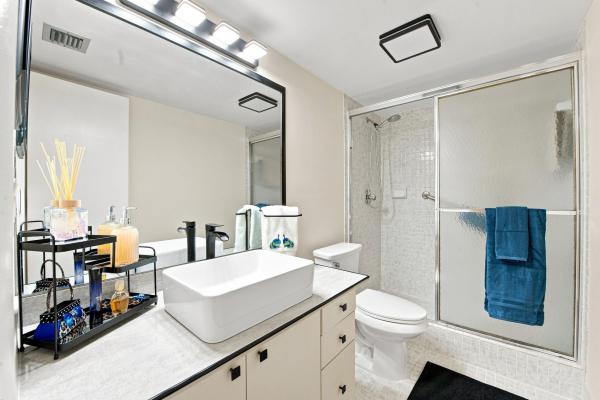 Holiday Springs, 3231 Holiday Springs Blvd #205, Margate, Florida 33063, image 2