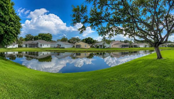 404 Harbour Pointe Way, Greenacres, Florida 33413, image 2