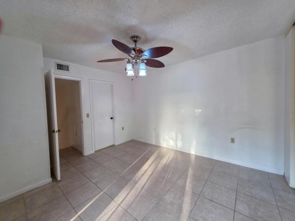 Waterside Luxury Townhomes, 832 Blue Ridge Cir, West Palm Beach, Florida 33409, image 2