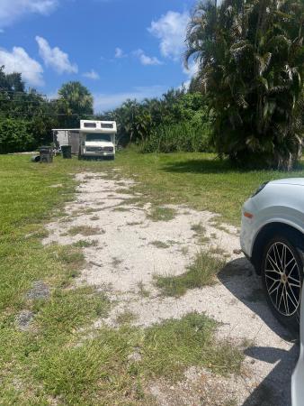 88 Sleepy Hollow Dr, West Palm Beach, Florida 33415, image 1