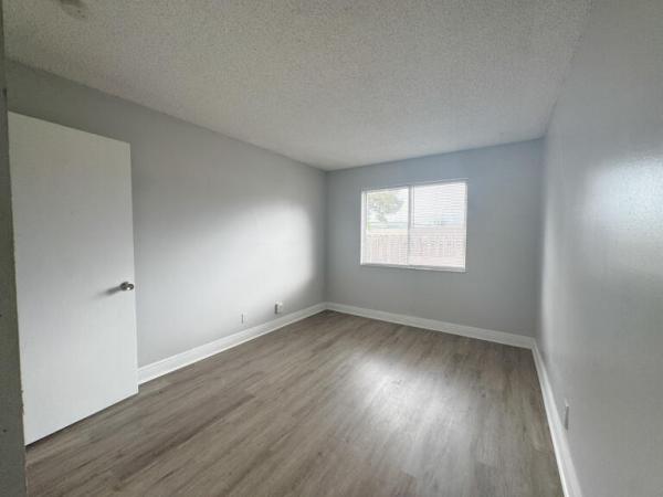Forest Glen Townhouses, 4852 Orleans Ct #D, West Palm Beach, Florida 33415, image 3