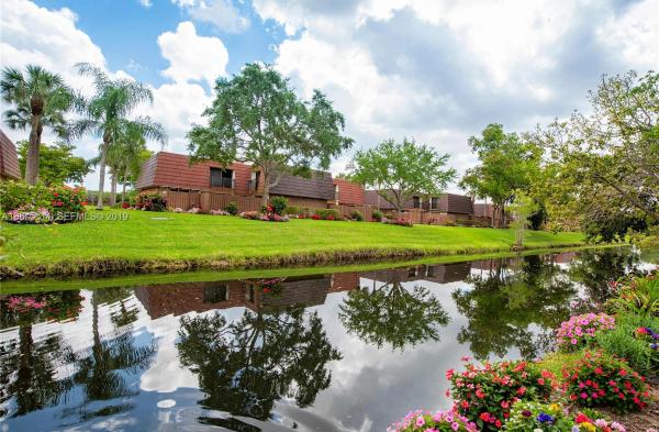 Shaker Village, 58 Ann Lee Ln, Tamarac, Florida 33319, image 2