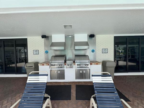 140 Cypress Club Dr #407, Fort Lauderdale, Florida 33060, image 3