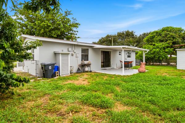 333 Elizabeth Rd, Lake Worth, Florida 33461, image 2