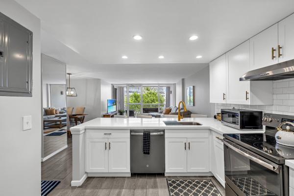 White Egret, 2200 NE 33rd Ave #3E, Fort Lauderdale, Florida 33305, image 1