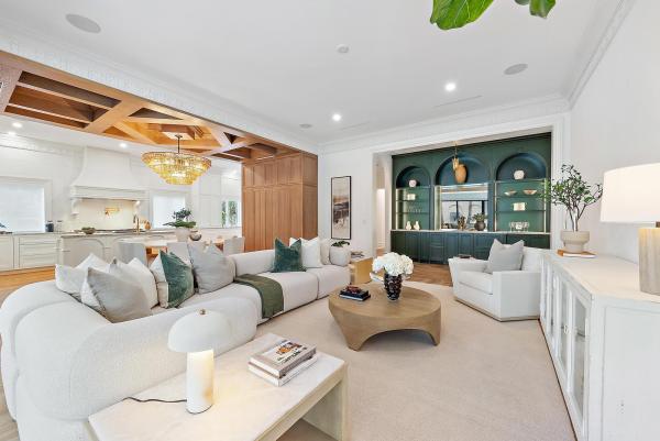 206 Phipps Plz, Palm Beach, Florida 33480, image 1
