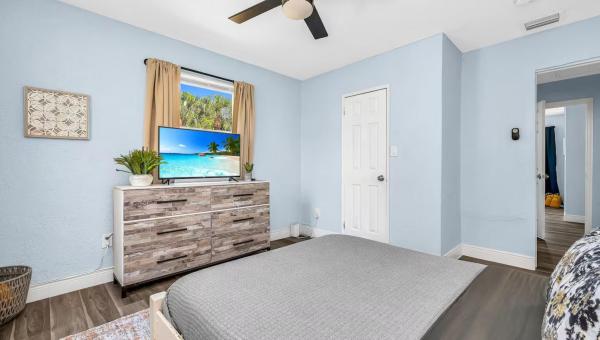 Lakeview Park, 138 E 22nd Ct, Riviera Beach, Florida 33404, image 3