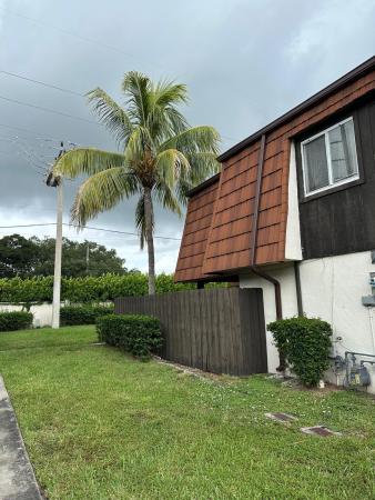 The Pines, 2100 White Pine Cir #D, Greenacres, Florida 33415, image 2