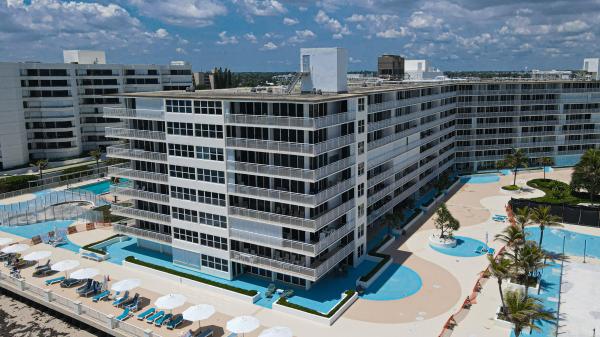 The Barclay, 3546 S Ocean Blvd #818, South Palm Beach, Florida 33480, image 1
