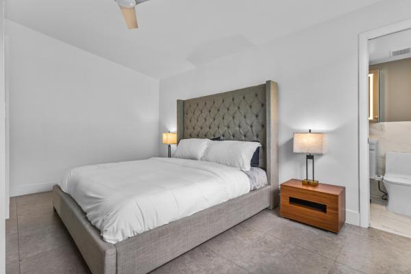 Lauderdale Isles, 2678 Marathon Ln, Fort Lauderdale, Florida 33312, image 1