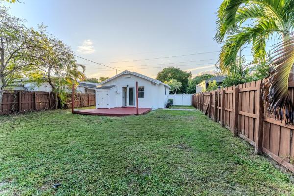 Hollywood Little Ranches, 521 S 24th Ave, Hollywood, Florida 33020, image 1