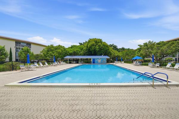 Antigua Village, 2405 Antigua Cir #L1, Coconut Creek, Florida 33066, image 1