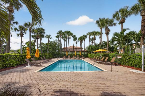 Reserve At Summit, 6026 Night Heron Ct, Greenacres, Florida 33415, image 2