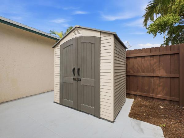 Tree Lake, 1110 Manor Dr, Palm Springs, Florida 33461, image 1