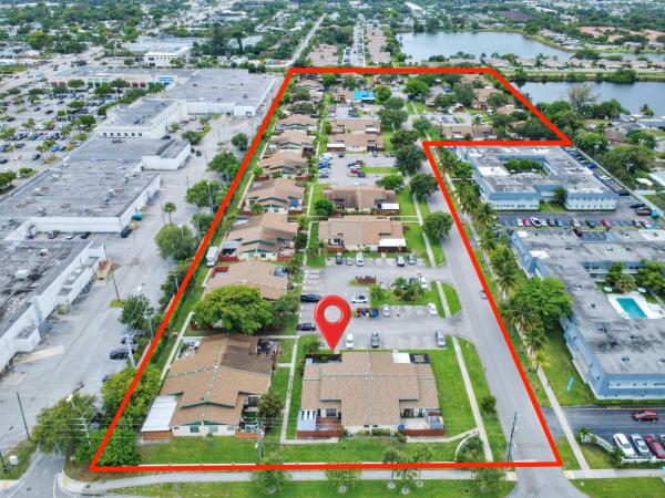 Tree Lake, 1110 Manor Dr, Palm Springs, Florida 33461, image 2