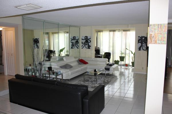 International Village At Inverrary, 3660 Inverrary Dr #3V, Lauderhill, Florida 33319, image 2