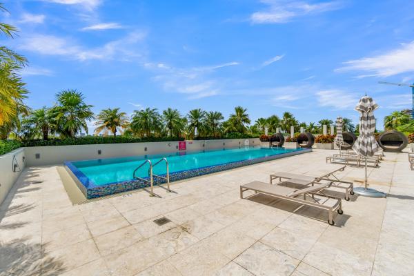 The Slade, 1551 N Flagler Dr #817, West Palm Beach, Florida 33401, image 2