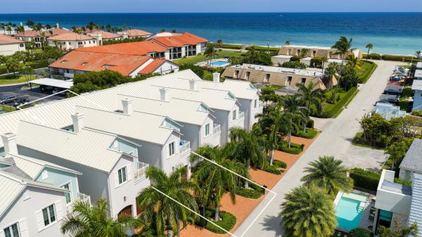 Ocean Breeze Townhomes, 9 Adams Rd, Ocean Ridge, Florida 33435, image 3