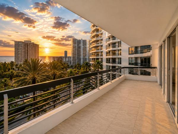 Mystic Pointe Tower 300, 3600 Mystic Pointe Dr #608, Aventura, Florida 33180, image 3