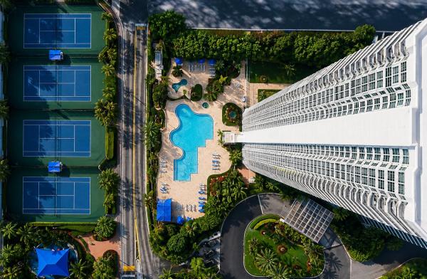 Mystic Pointe Tower 300, 3600 Mystic Pointe Dr #608, Aventura, Florida 33180, image 1