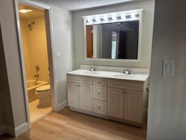 422 SW 9th St #9, Boca Raton, Florida 33432, image 2