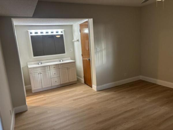 422 SW 9th St #9, Boca Raton, Florida 33432, image 3