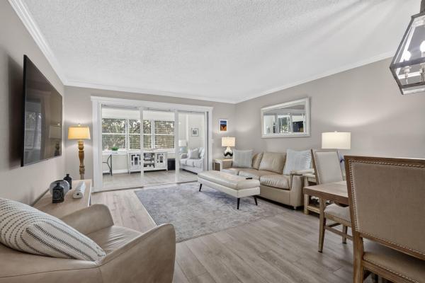 3951 Via Poinciana #209, Lake Worth, Florida 33467, image 2