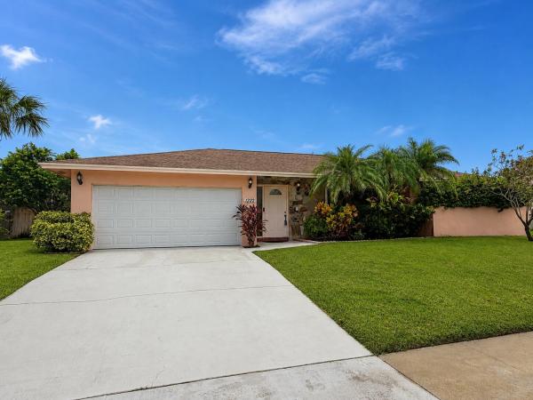 South Shore Of Wellington, 1222 Essex Dr, Wellington, Florida 33414, image 3