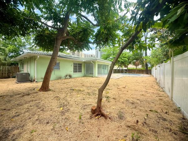 Yacht Harbor Manor, 1281 Morse Blvd, Riviera Beach, Florida 33404, image 1