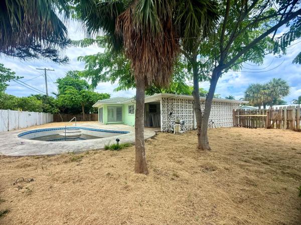 Yacht Harbor Manor, 1281 Morse Blvd, Riviera Beach, Florida 33404, image 3