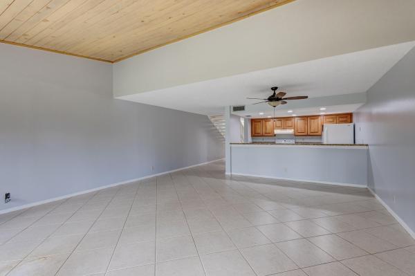 Patio Homes, 227 Old Meadow Way, Palm Beach Gardens, Florida 33418, image 3
