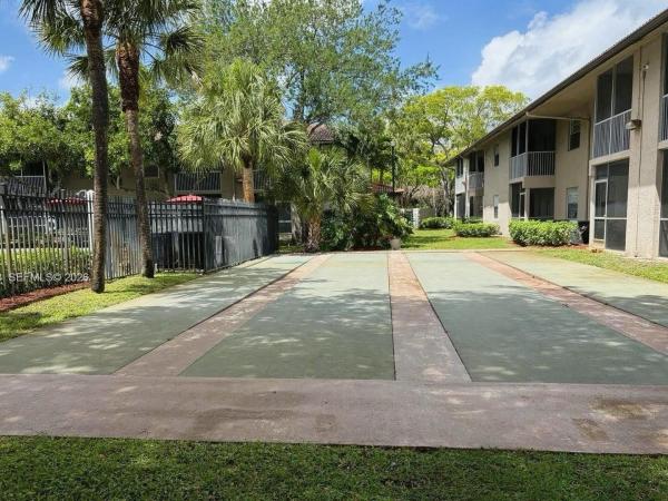Palm Village, 8820 Royal Palm Blvd #104-4, Coral Springs, Florida 33065, image 3