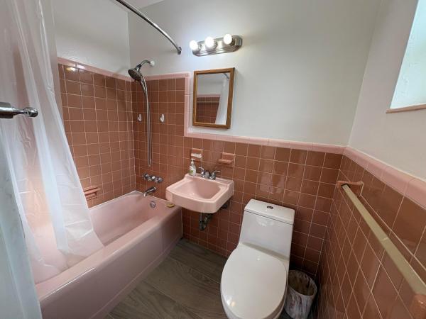Lake Ridge, 1032 NE 16th Ter, Fort Lauderdale, Florida 33304, image 2