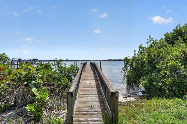 18821 Rio Vista Dr, Jupiter, Florida 33469, image 1