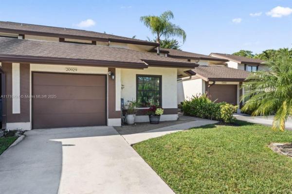 Boca Ridge Glen, 20929 Boca Ridge Dr W, Boca Raton, Florida 33428, image 3