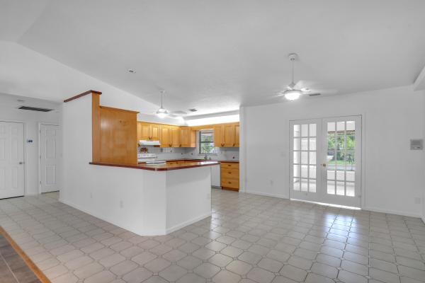 Treasure Island, 1045 Coral Dr, Boynton Beach, Florida 33426, image 3