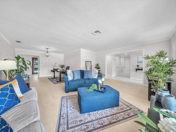 Jacaranda Country Club West, 9651 Conch Shell Mnr, Plantation, Florida 33324, image 1