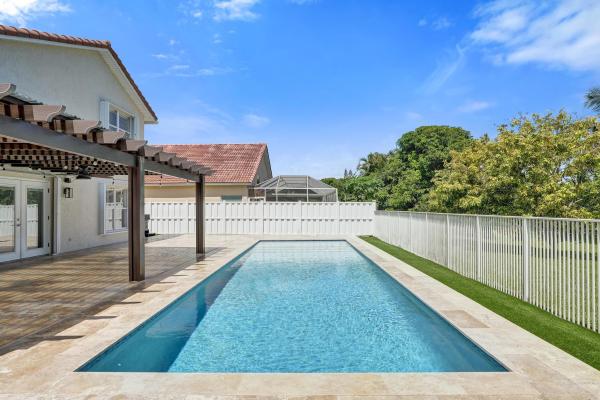 Ambassador Pointe, 10729 Edinburgh St, Cooper City, Florida 33026, image 3