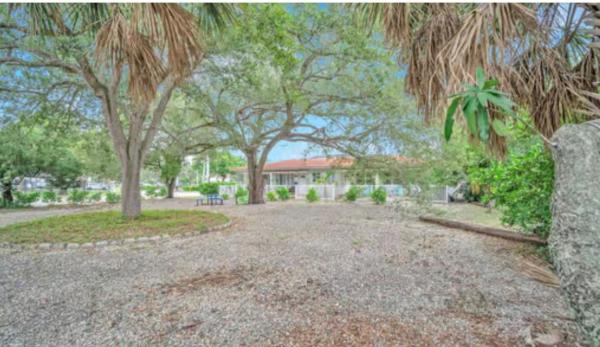 Davis, 17 NE 9th Ave, Fort Lauderdale, Florida 33301, image 3