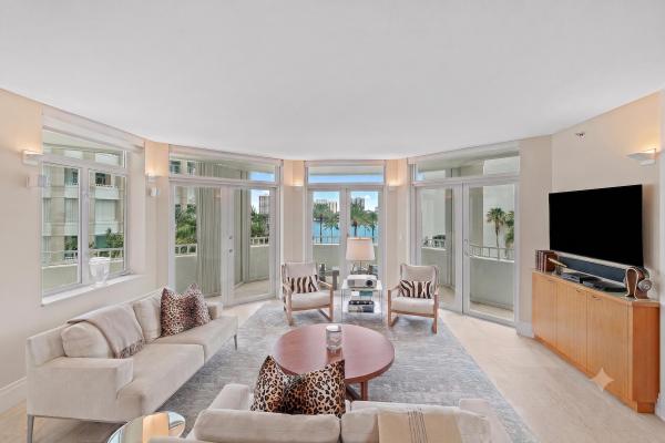 Mizner Tower, 300 SE 5th Ave #4140, Boca Raton, Florida 33432, image 1